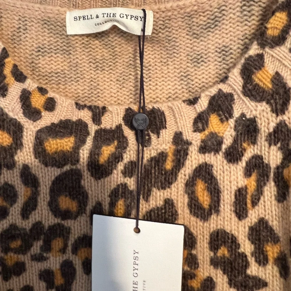 Spell Wildcat Sweater - NWT - Tan and Brown Leopard - NWT - Sz. M- πππππ - Picture 6 of 10